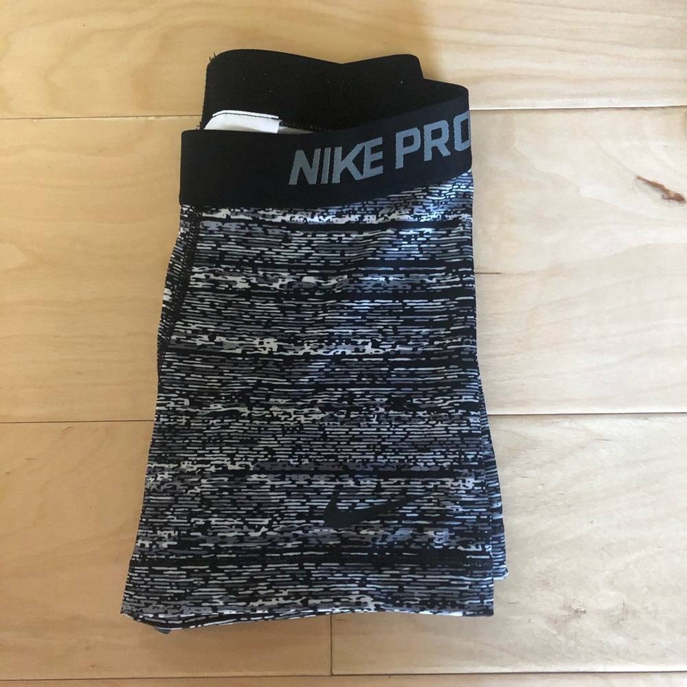 nike spandex